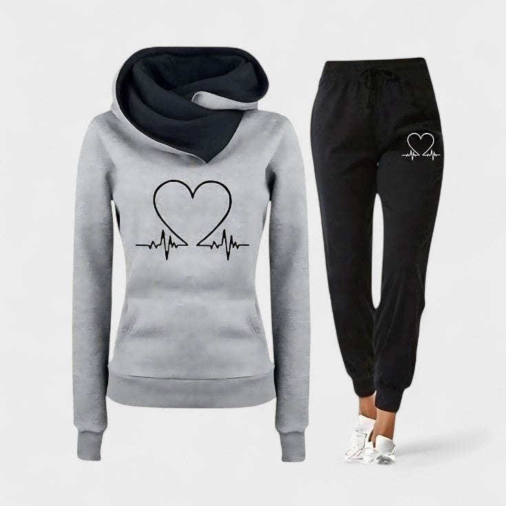 Claire | Set